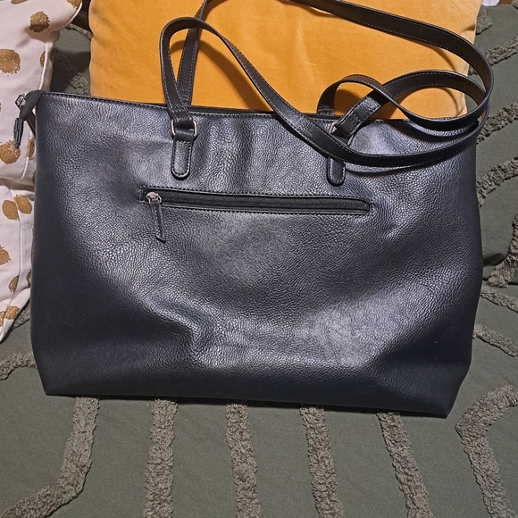 Roots Faux Leather Black Laptop / Tote Bag - Picture 2 of 7